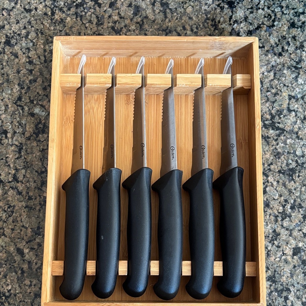 Poster Black Handled Steak Knives Set